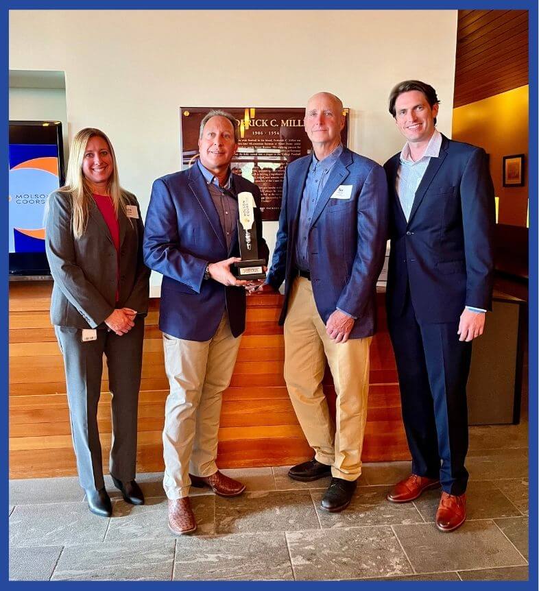 LSI Team Accepts Award
